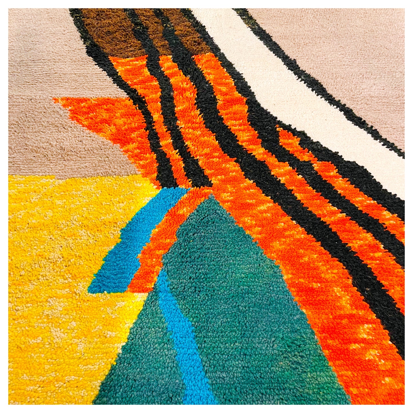 BERBÈRE DESIGN COLORÉ