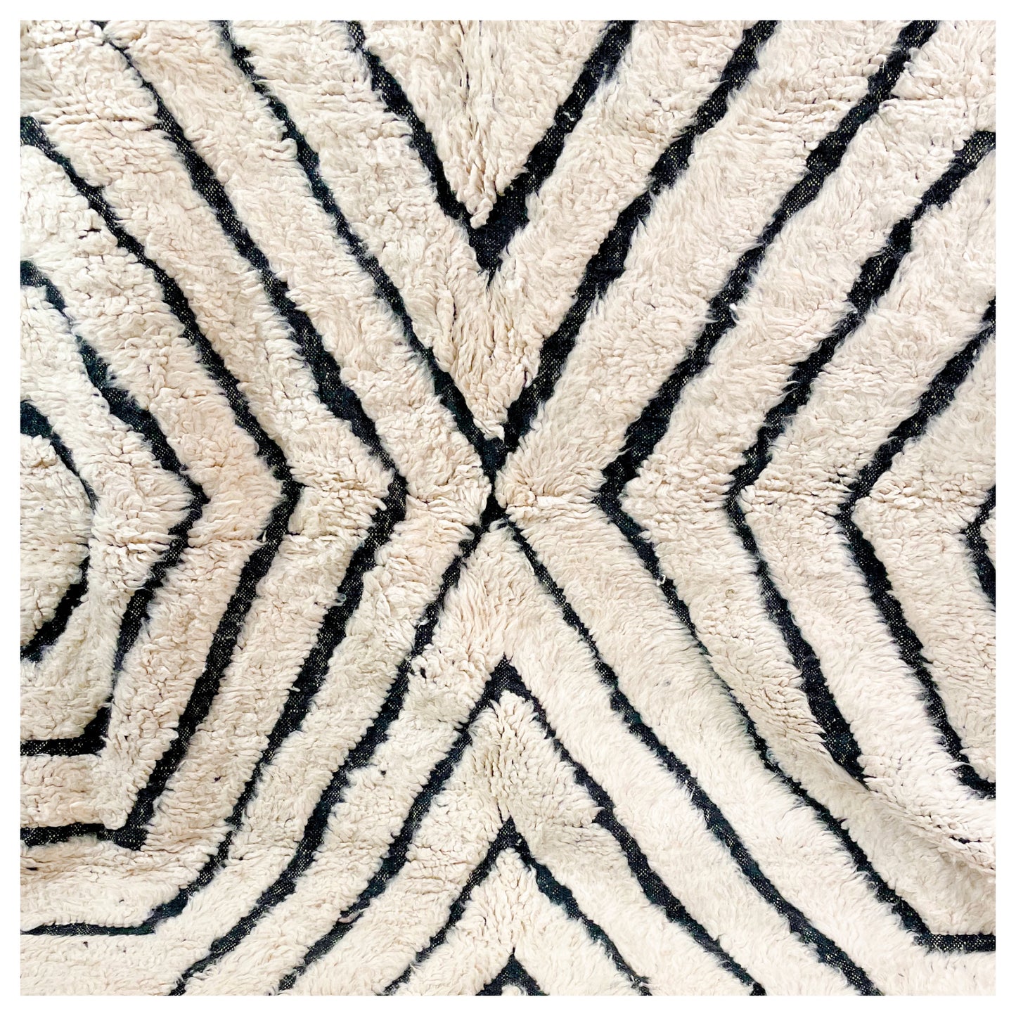 Fluffy graphique - Tapis berbère XXL
