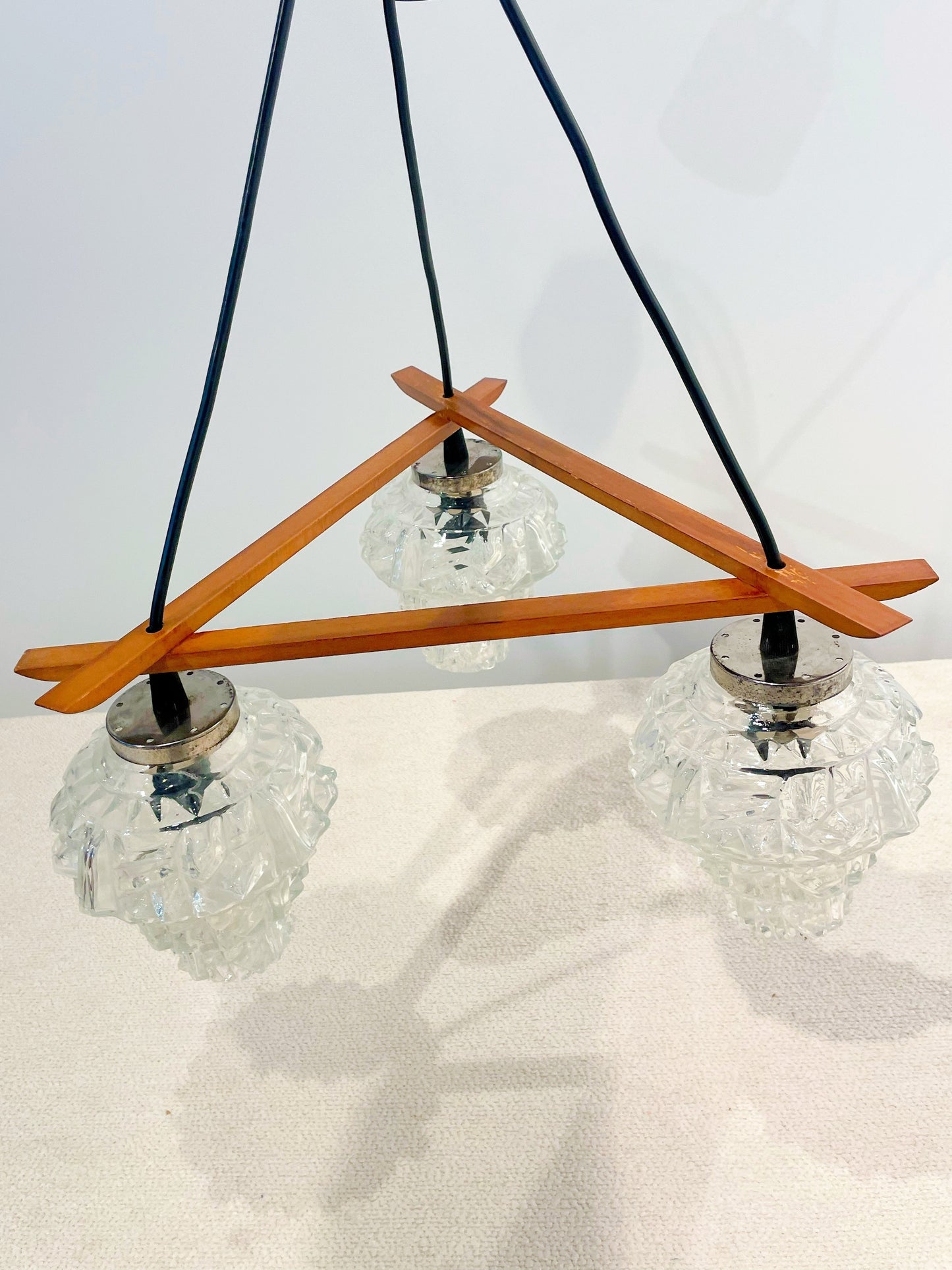 Suspension vintage 70’ teck et verre