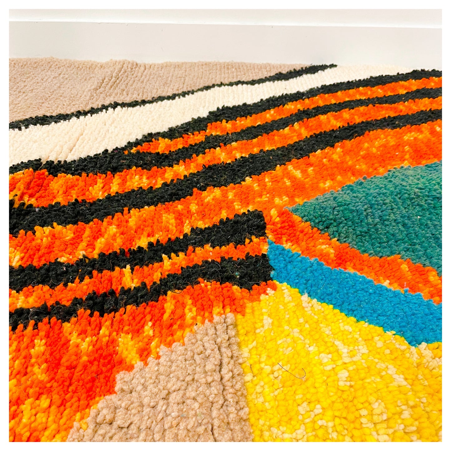 BERBÈRE DESIGN COLORÉ