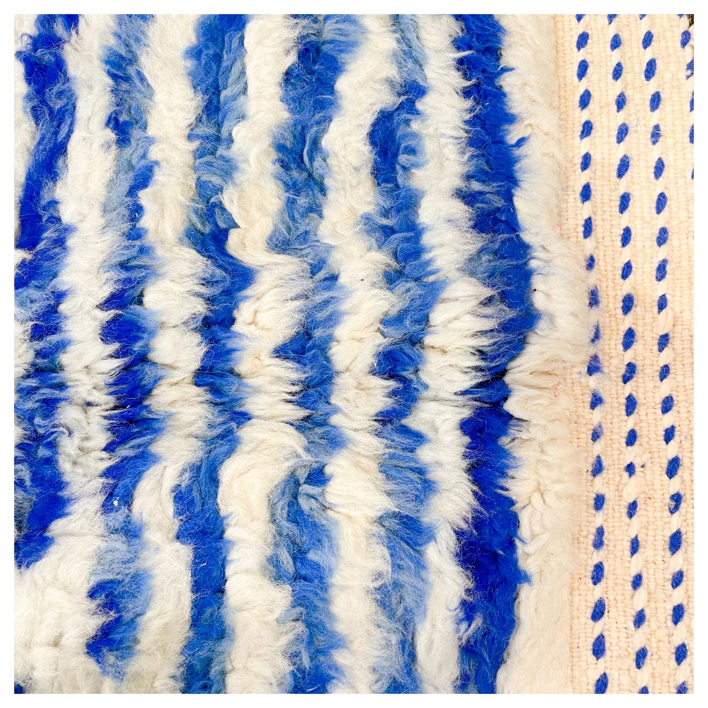 BERBÈRE BENI OURAIN BLEU