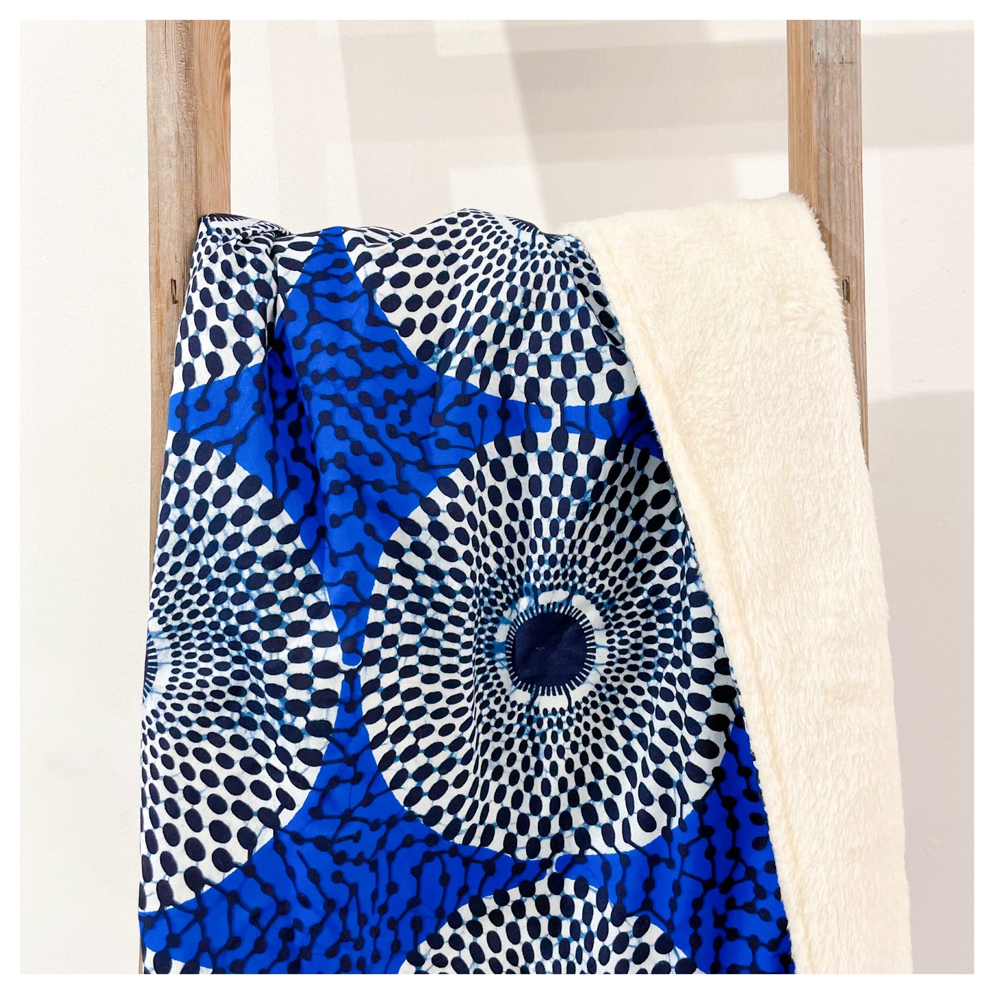 DOUILLET - Plaid bleu