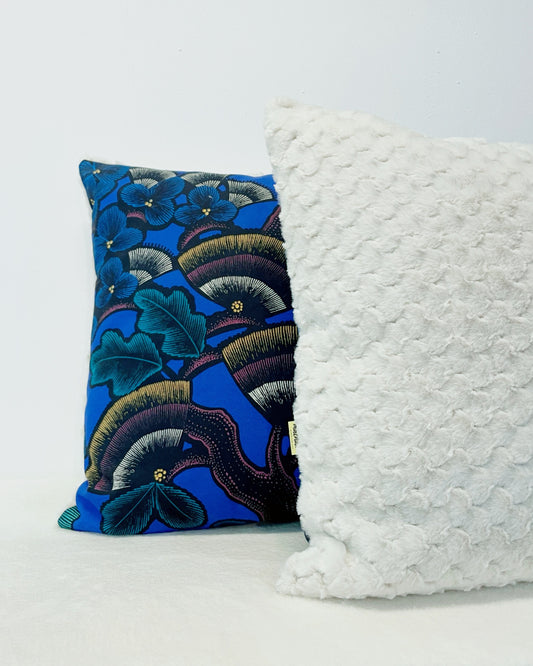 Dernière pièce! Coussin 50×50 cm – Tissu Thevenon Kew garden bleu.