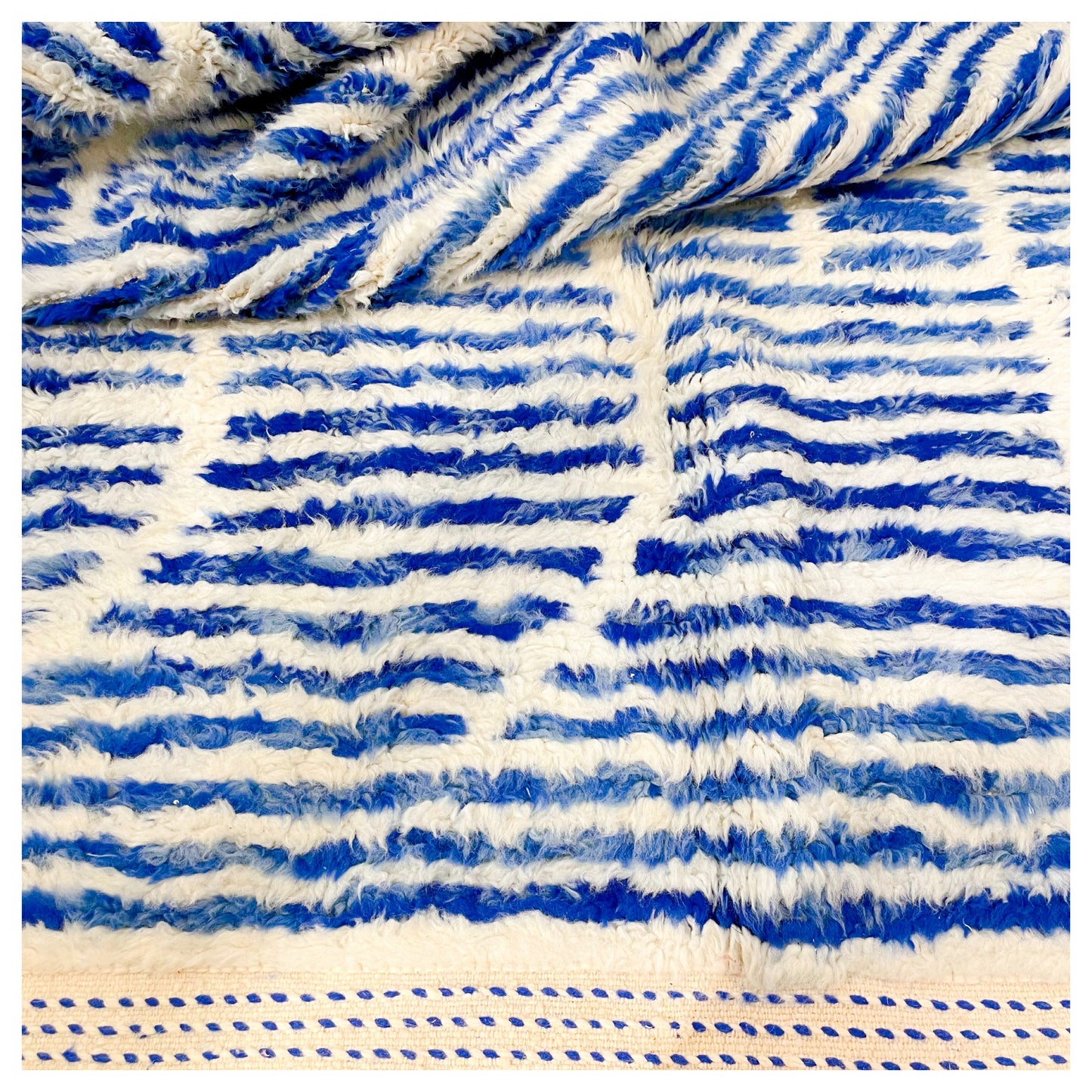 BERBÈRE BENI OURAIN BLEU