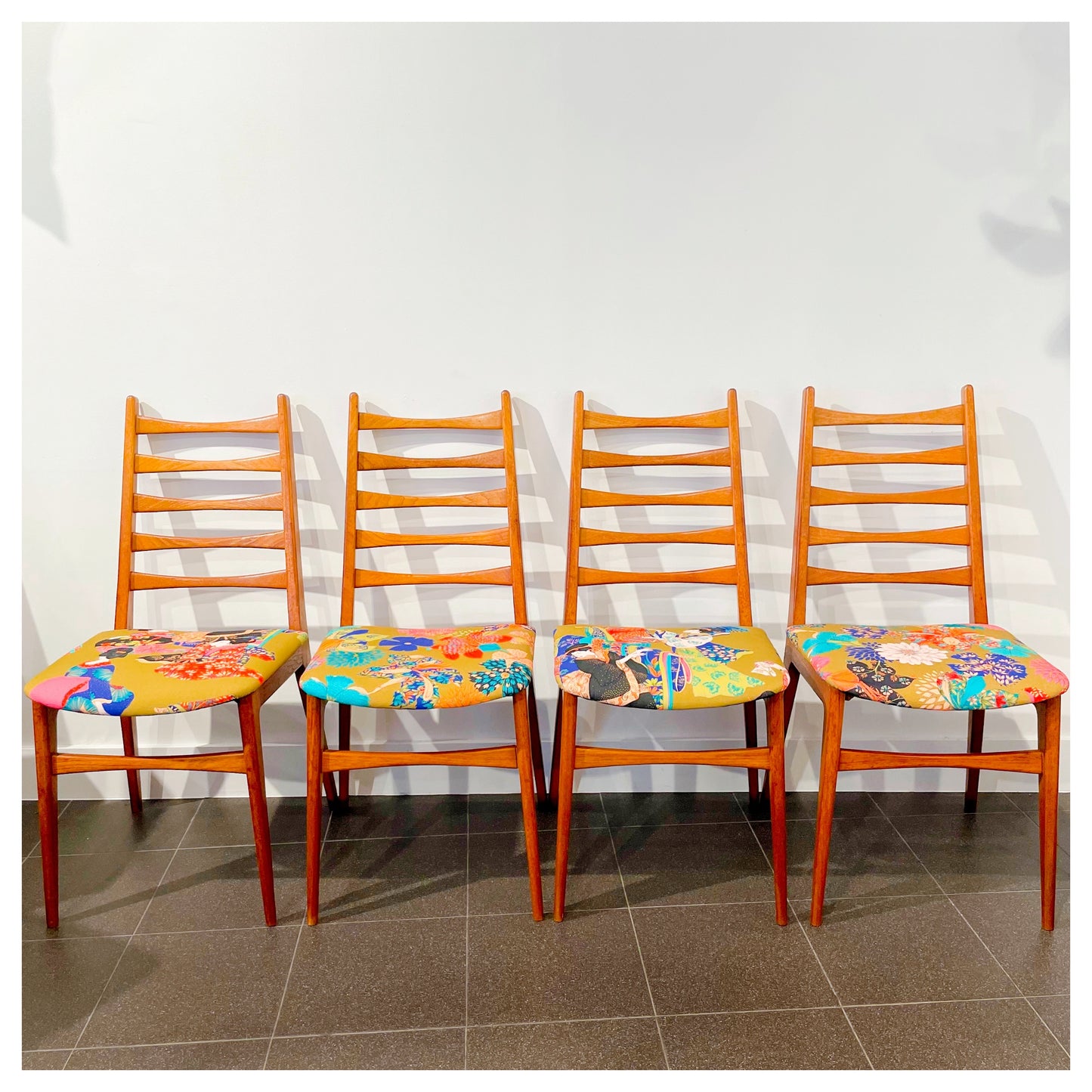 KINTSUGI (lot de deux chaises)