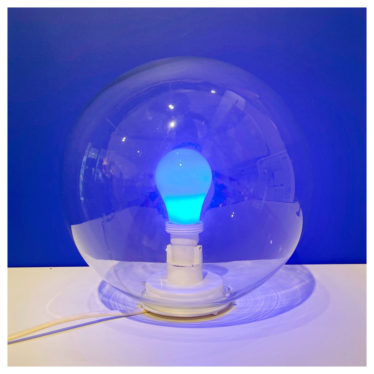 LAMPE GLOBE