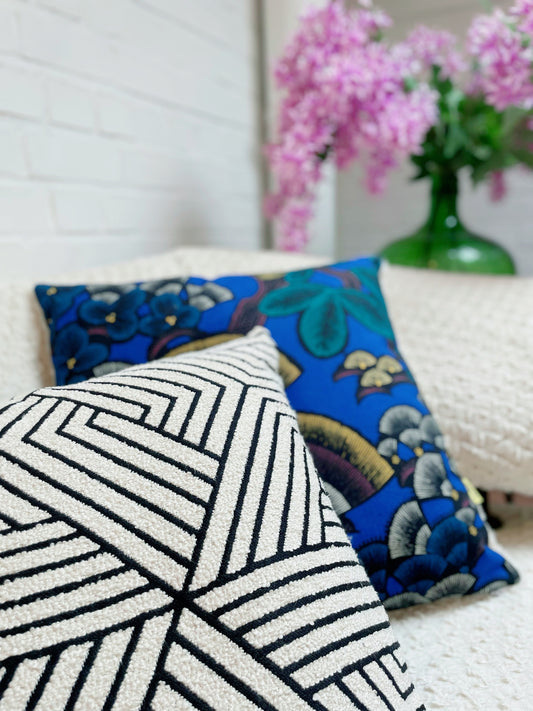 Dernière pièce! Coussin 50×50 cm – Tissu Thevenon Kew garden bleu.