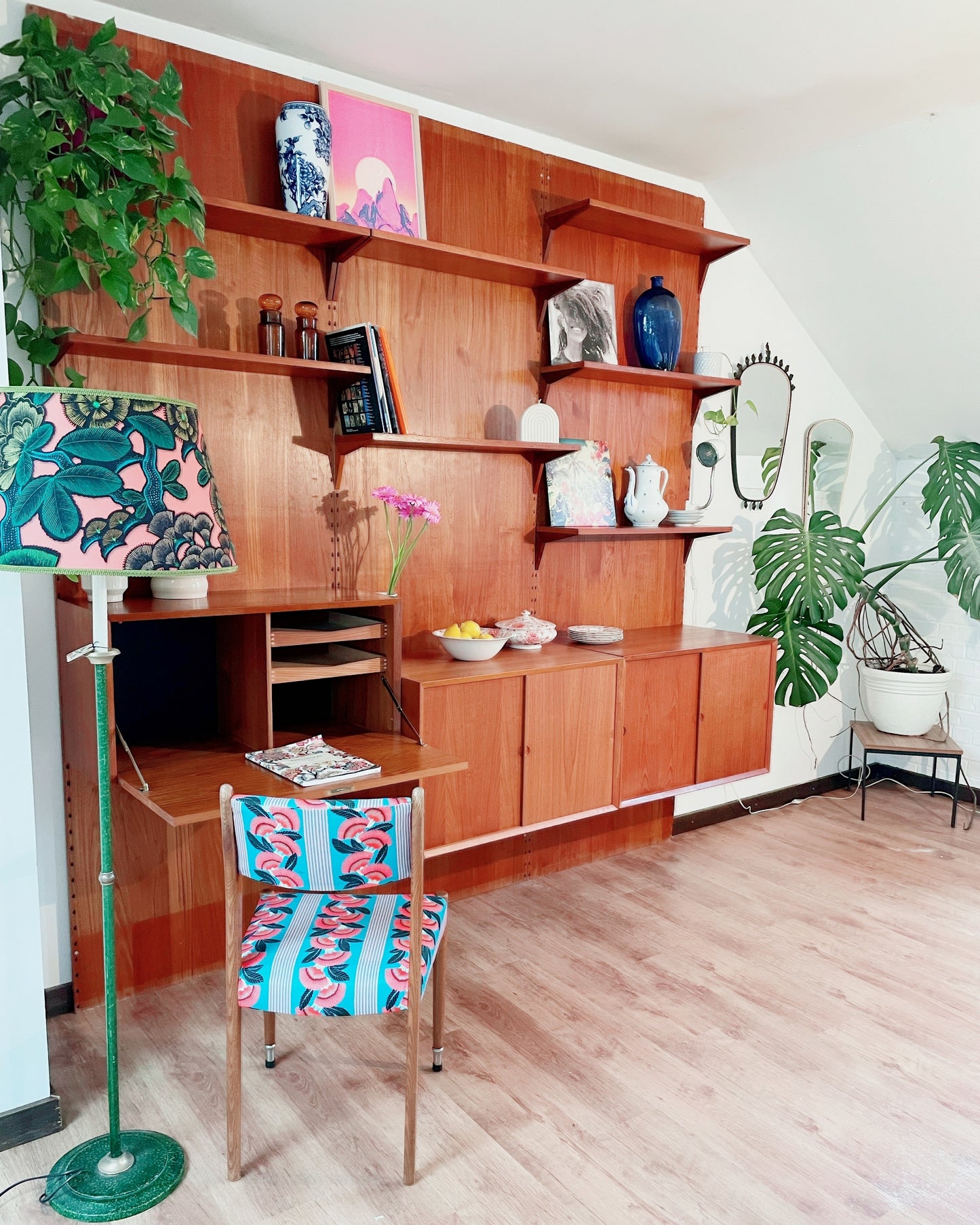 Wall Unit Royal System – Design par POUL CADOVIUS (1958), Danemark