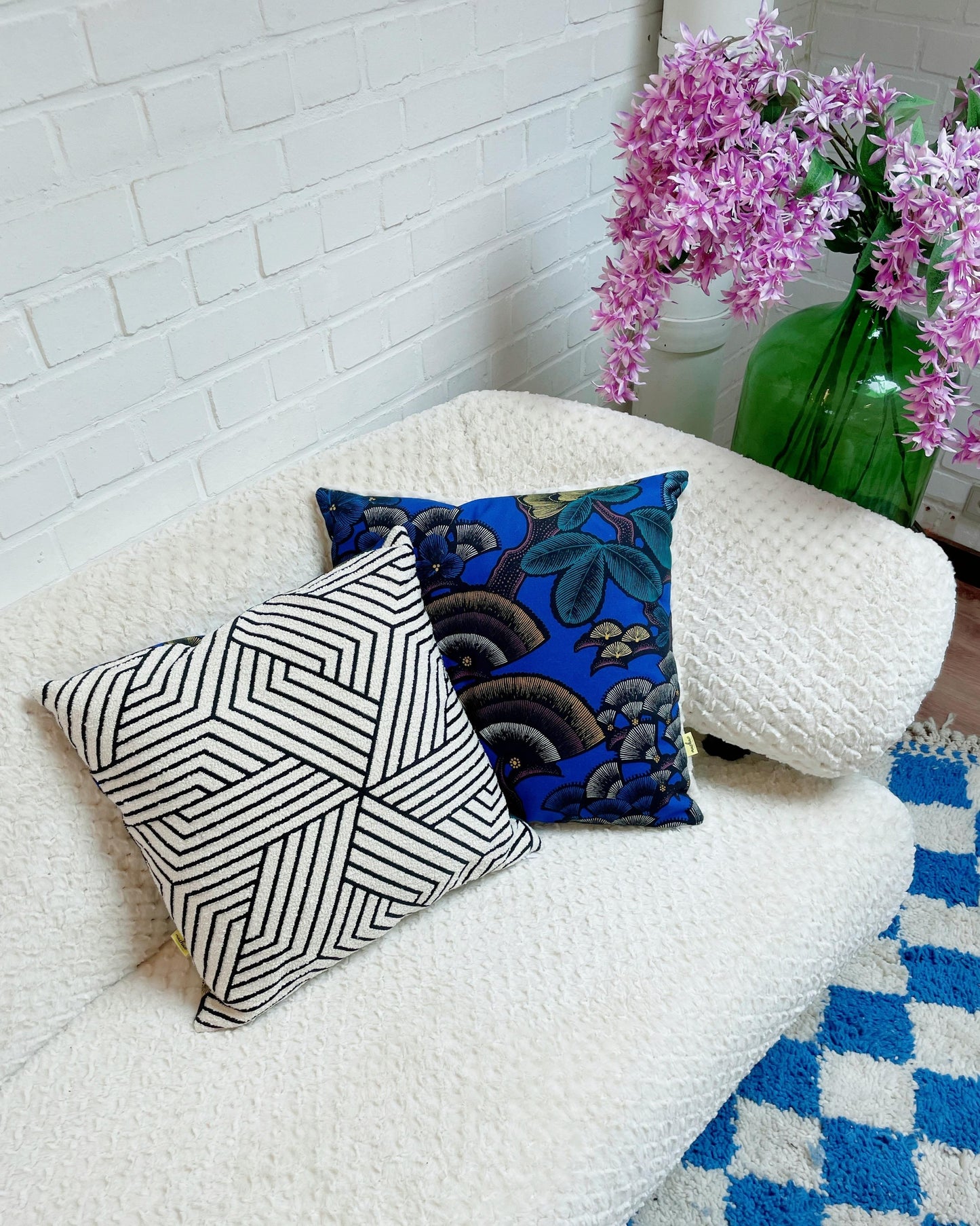 Canapé vintage années 50–60 entièrement regarni