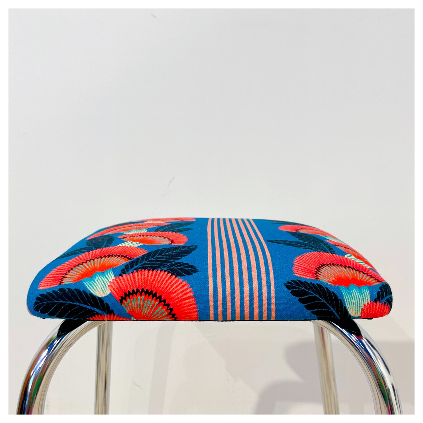 LES VALSEUSES - tabouret vintage Mado