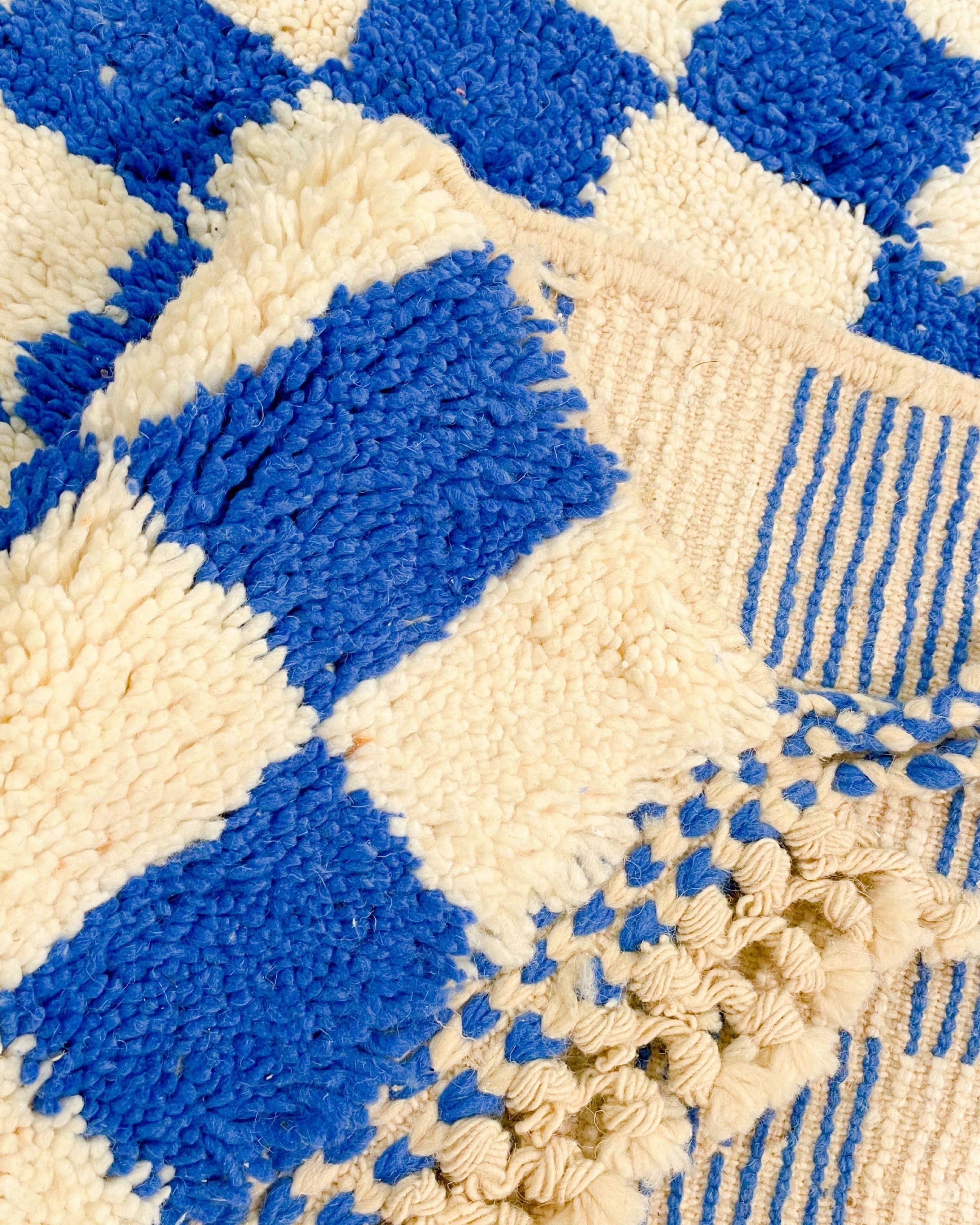 Tapis berbère 250x150cm - Damier bleu