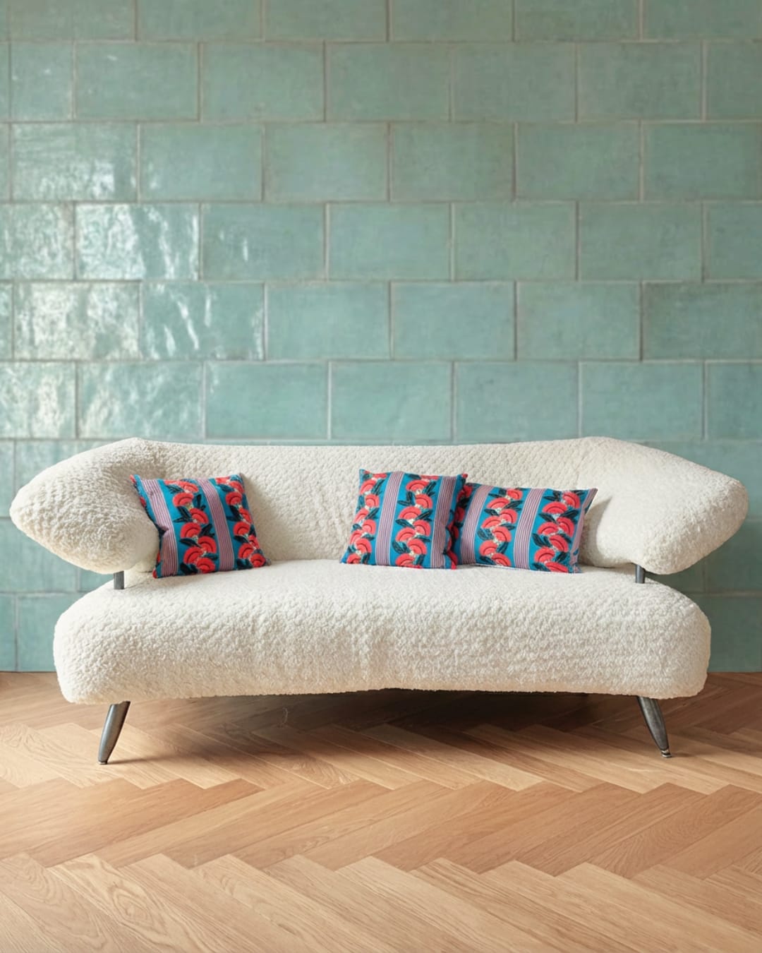 Canapé vintage années 50–60 entièrement regarni